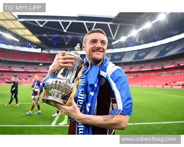 足球传奇大真金崛起之路 从草根到世界顶级球星的奋斗故事